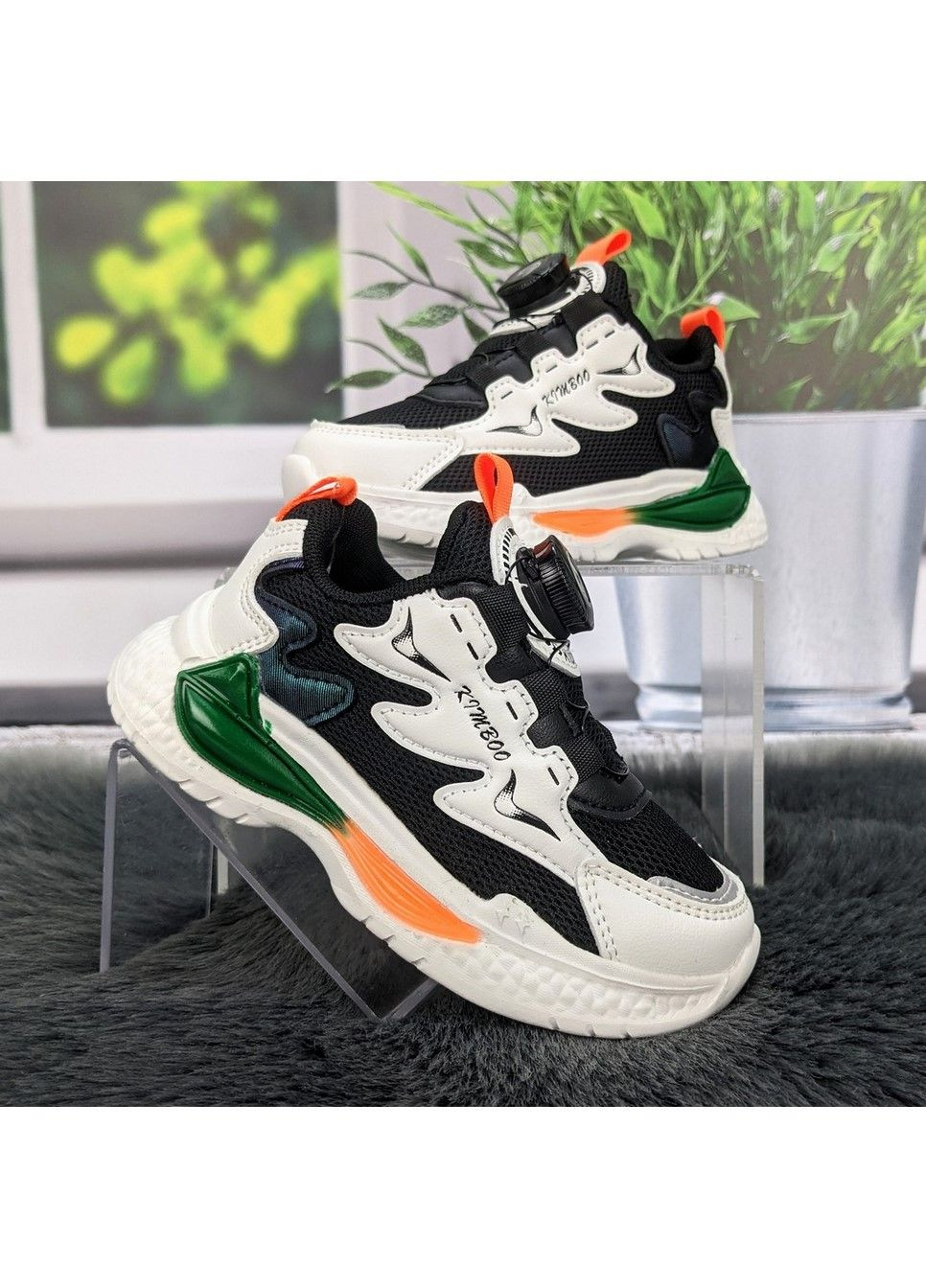 Черно-белые демисезонные кроссовки детские для девочки Kimboo