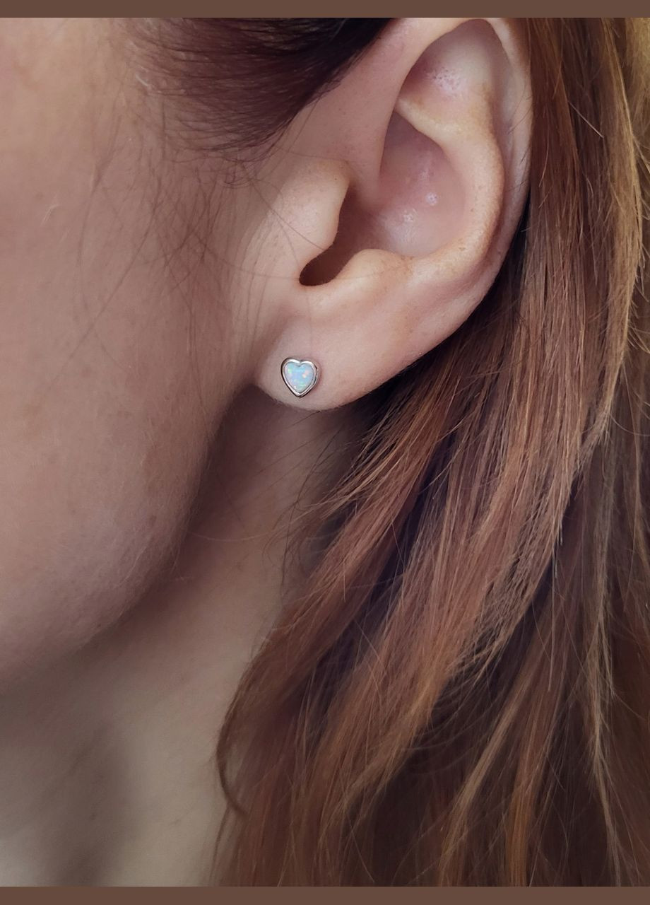 Срібні сережки гвоздики на закрутках Серце з білим опалом срібло 925 проби Родоване ск2опБ/1185 No Brand (306742861)