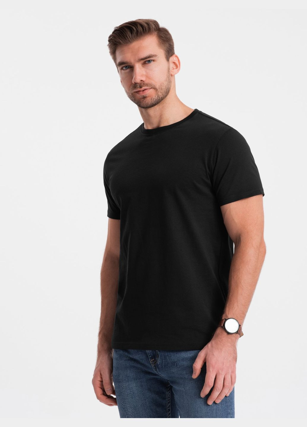 Черная футболка Basic Collection