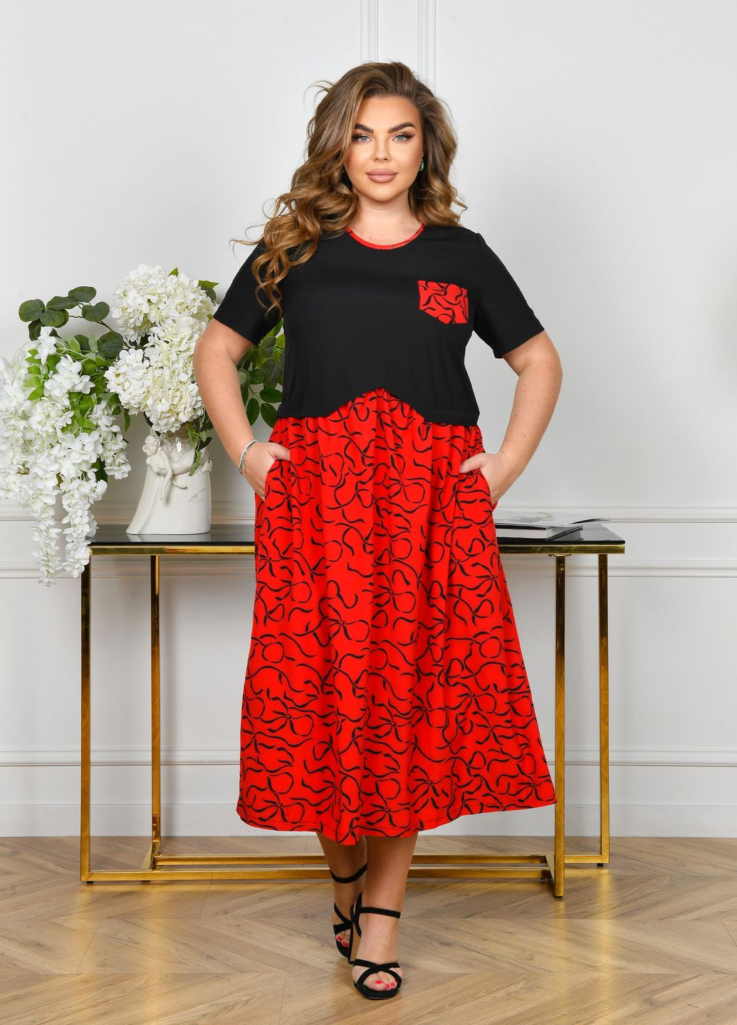 Червона повсякденний, кежуал літня сукня міді довжини з коротким рукавом дзвін, кльош No Brand з абстрактним візерунком