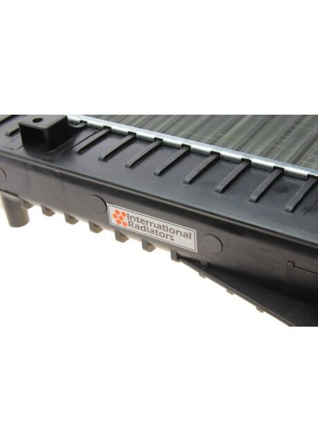 Радіатор охолодження двигуна AUDI 100/A6 26/8 AT 92-97 ( ) 03002084 Van Wezel (366117705)