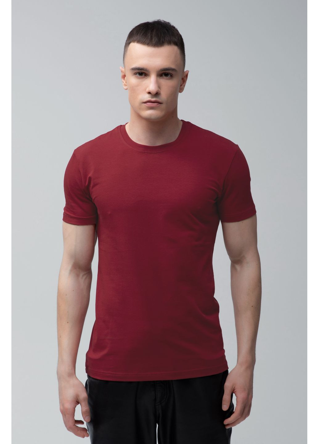 Бордовая футболка базовая мужская бордовая с коротким рукавом RAY Premium Fit