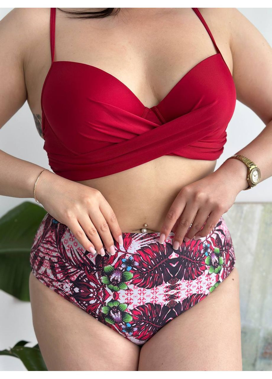 Темно-красный летний очень удобный и яркий стильный купальник. раздельный Vakko