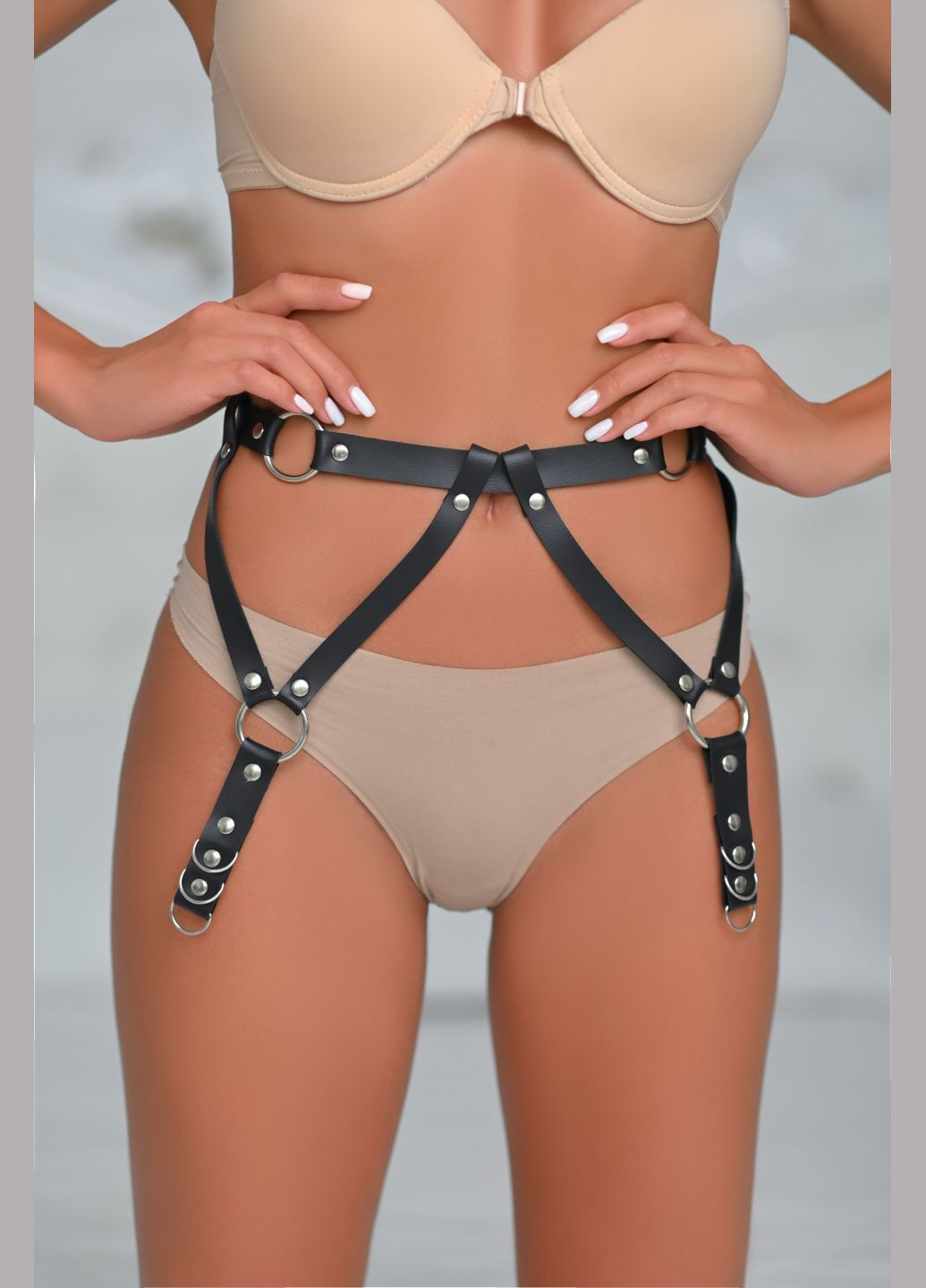 Еко шкіра портупея гартери з кільцями Needle 422e No Brand (296666429)