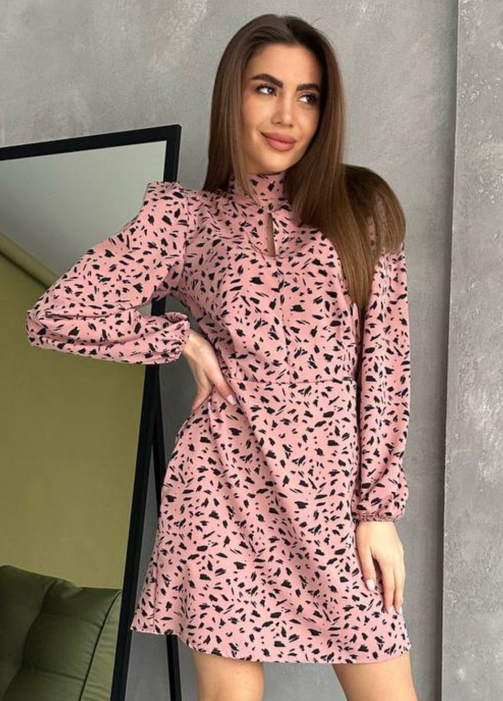 Рожева кежуал вишукана легка міні сукня з абстрактним візерунком та рукавами ліхтарик Tik-Tak з абстрактним візерунком