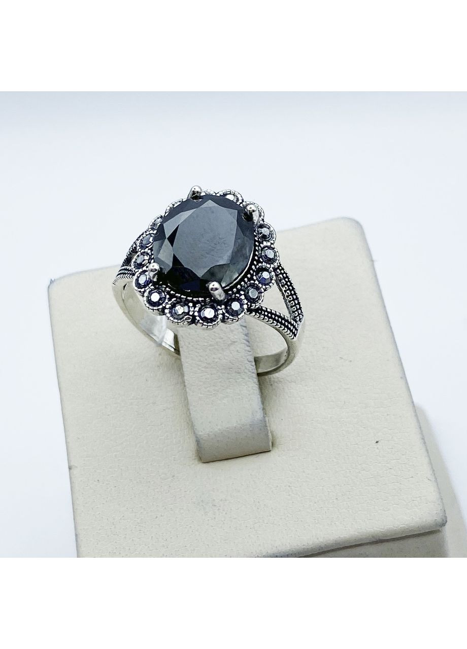 Каблучка срібна з зеленим кварцем та марказитом 18 4,05 г No Brand (370142589)