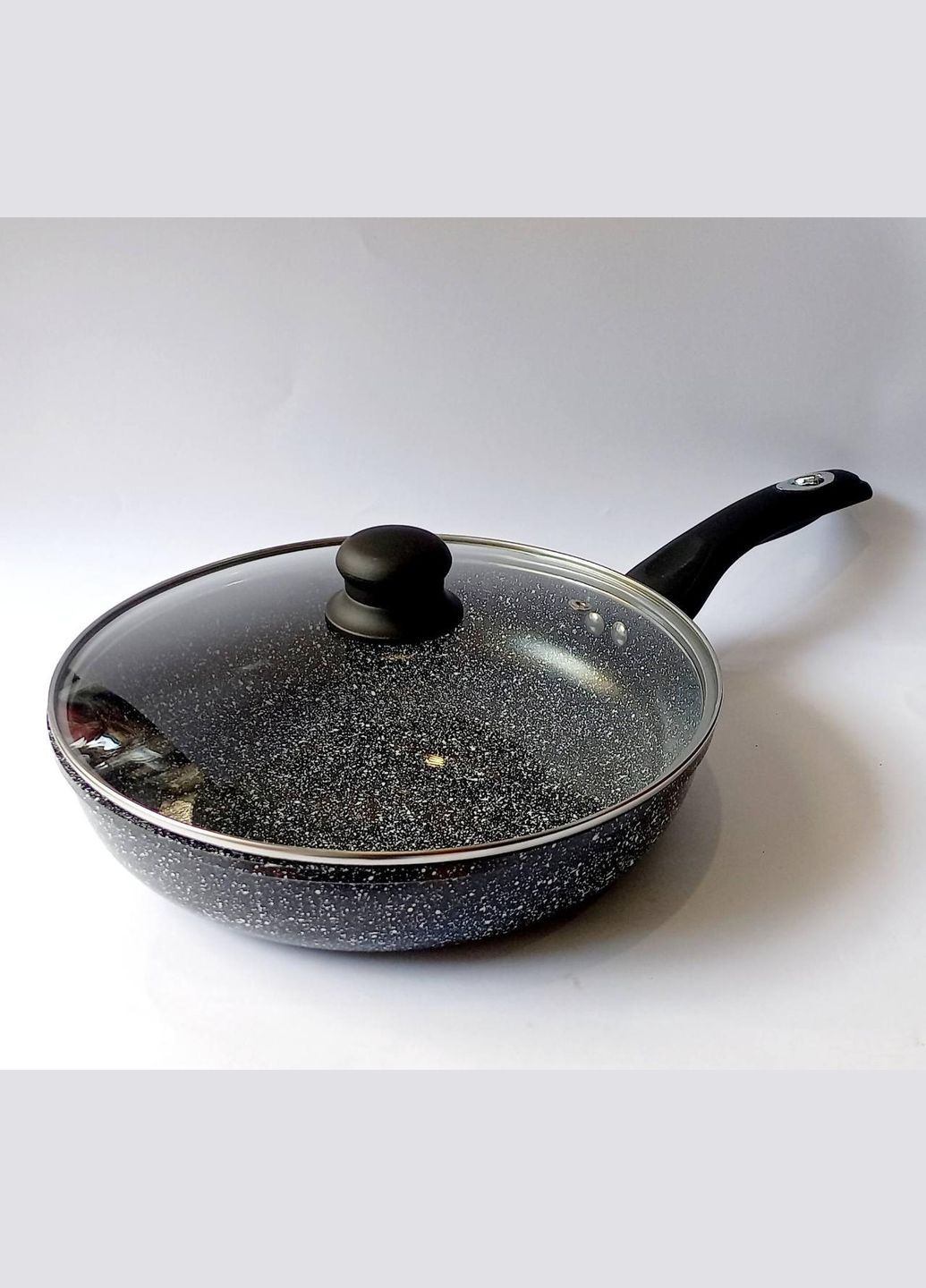 Сковорода BN516 26см сковорода с крышкой, антипригарное покрытие и индукционное дно Benson (300079051)