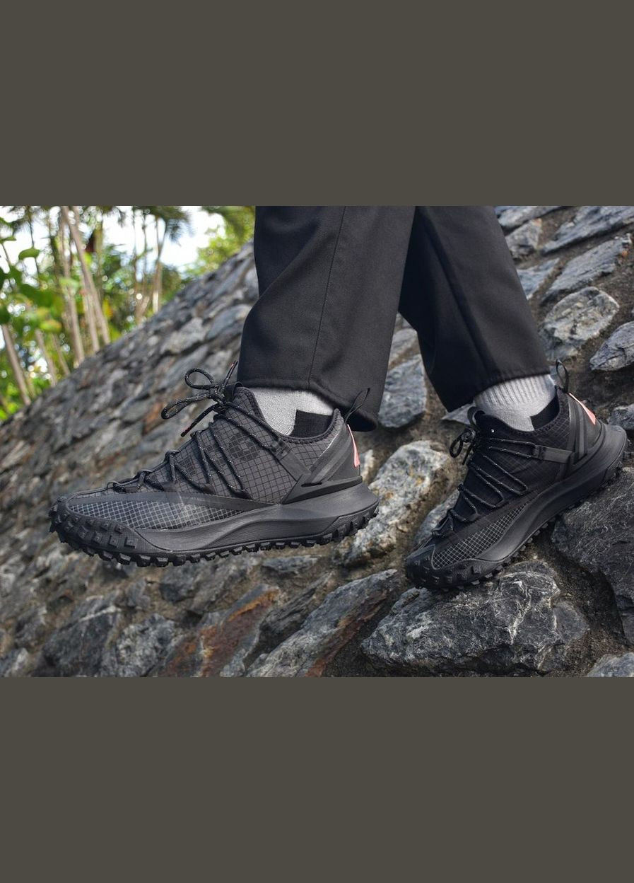 Чорні кросівки acg mountain fly low black anthracite - da5424-001 Nike