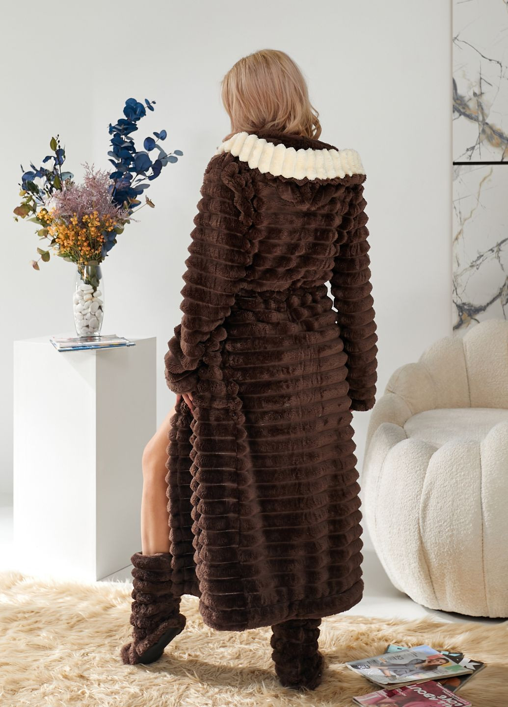 Теплый женский халат миди с капюшоном и сапожками полированная махра Selim-tekstil (356518134)