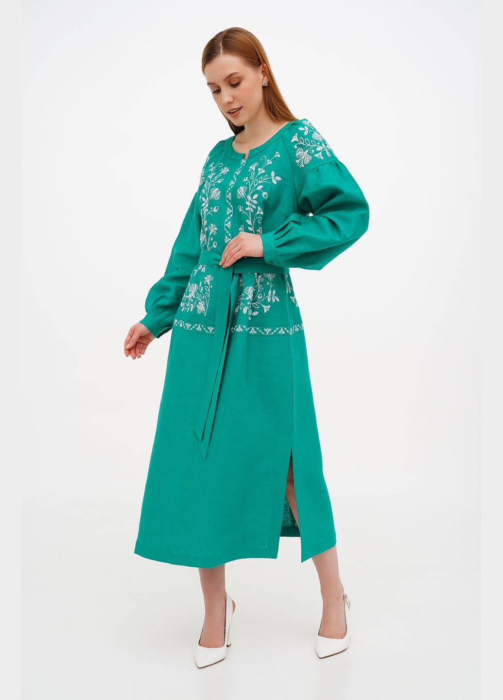 Зелена максі сукня-вишиванка з льону з об'ємним рукавом та квітковим орнаментом любисток., р., код 0336/44/744 ГАЛЕРЕЯ ЛЬОНУ