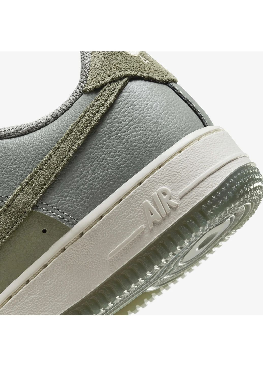 Кроссовки женские Air Force 1 Green/Grey Nike серые (364838176)