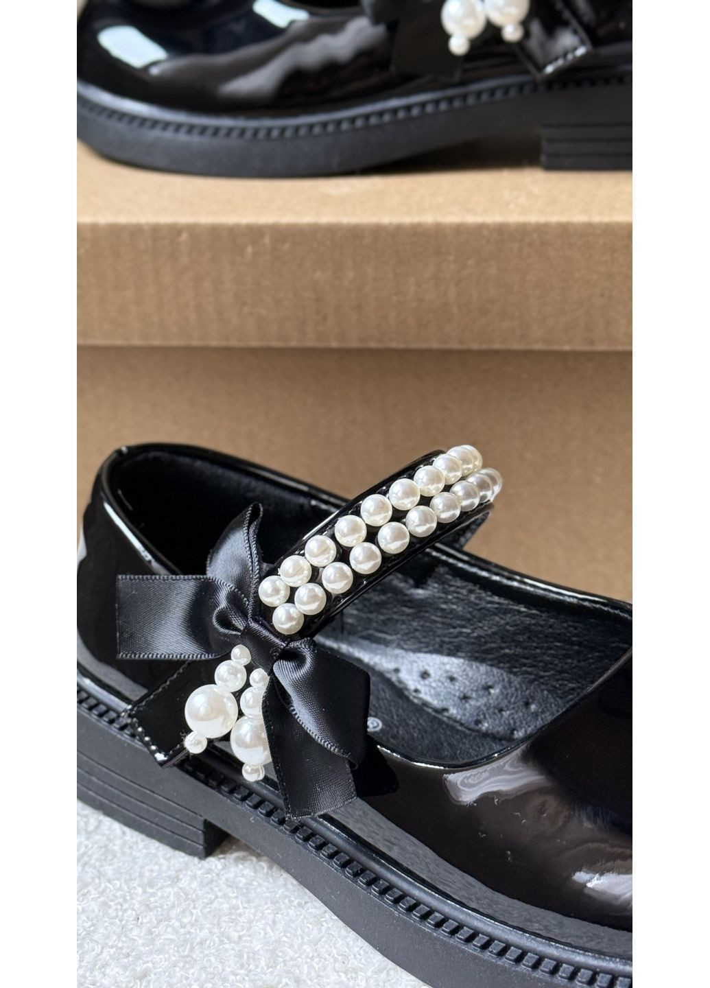 Черные туфли праздничные с жемчугом Clibee