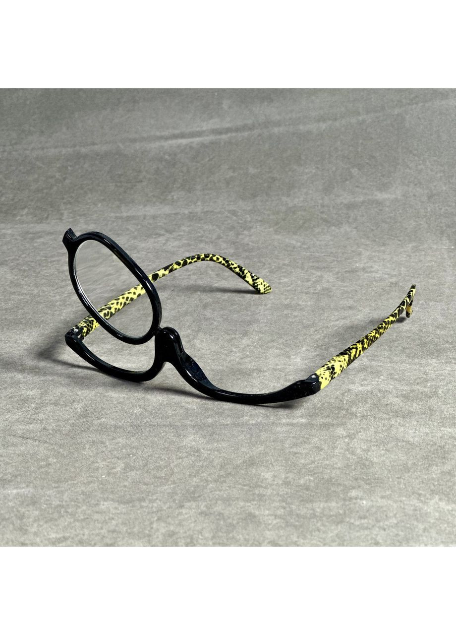 Окуляри для макіяжу з діоптріями та відкидною лінзою – точність макіяжу навіть при слабкому зорі. Код 2020 +1.25 No Brand (365833192)