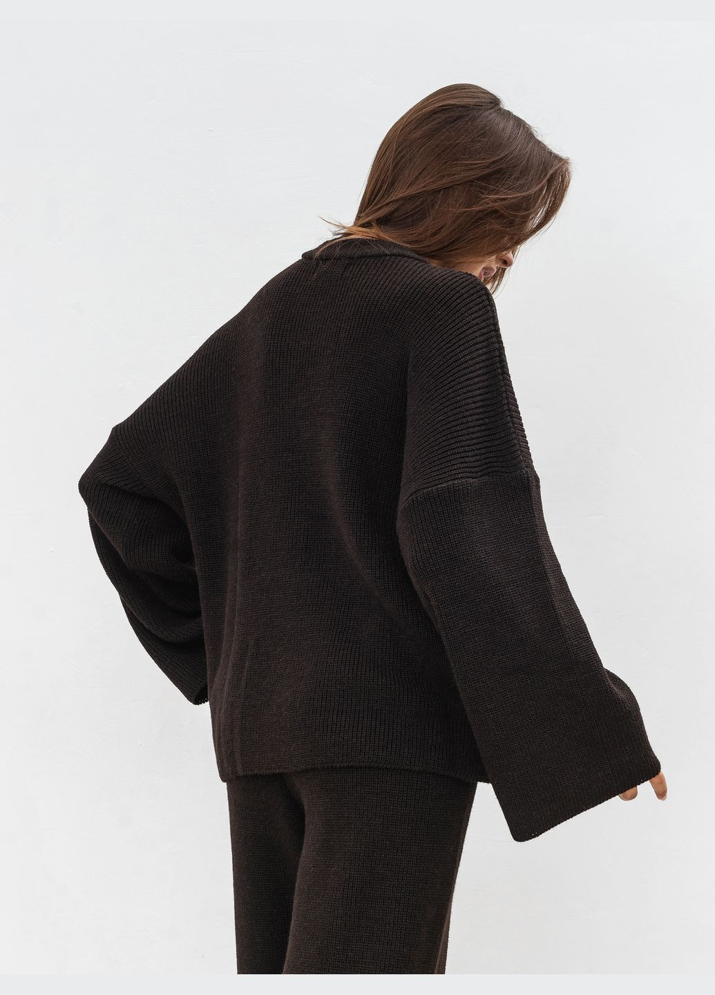 Коричневый зимний комплект свободного кроя Romashka Лубана