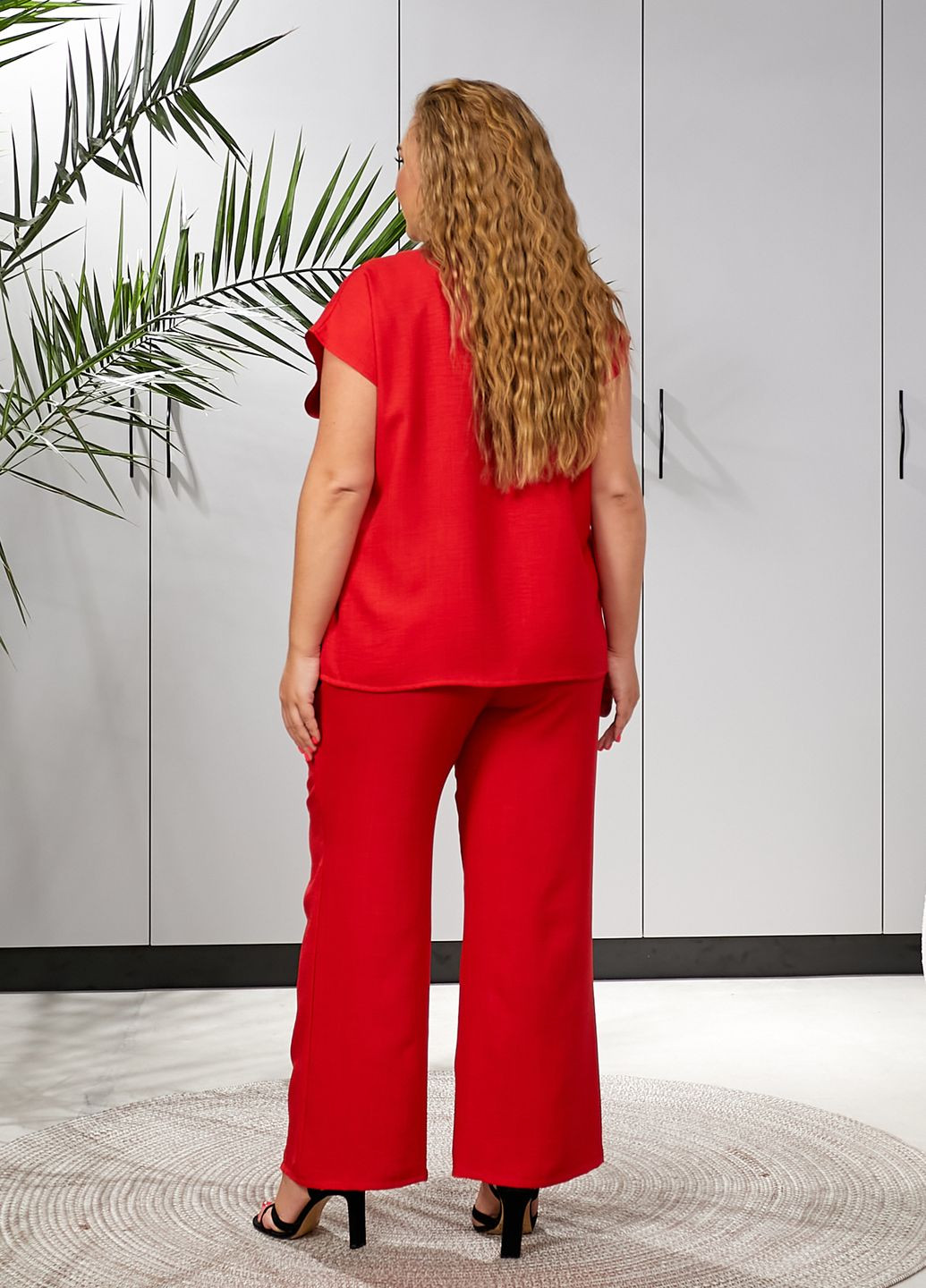 Льняний костюм жіночий літній вільного крою (блуза + штани) No Brand (342066763)