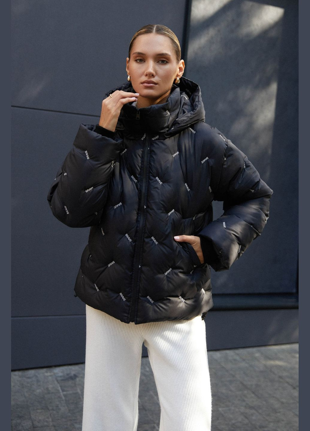 Черная зимняя куртка Seventeen