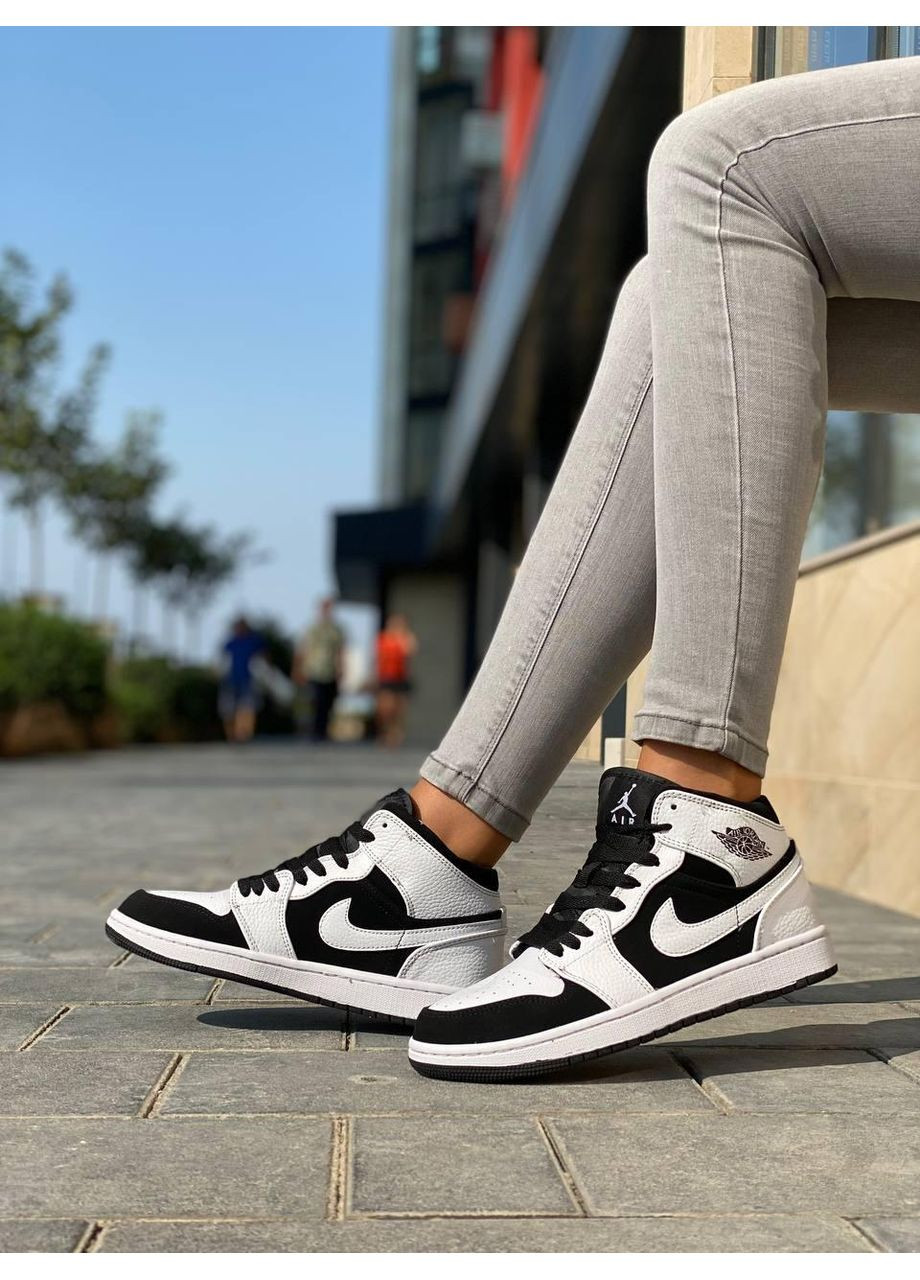 КРОССОВКИ ЖЕНСКИЕ NIKE AIR JORDAN 1 RETRO HIGH WHITE BLACK НАЙК АИР ДЖОРДАН No Brand чёрные демисезоны (368857973)