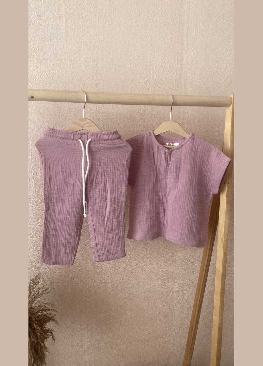 Темно-лиловый летний муслиновый костюм No Brand