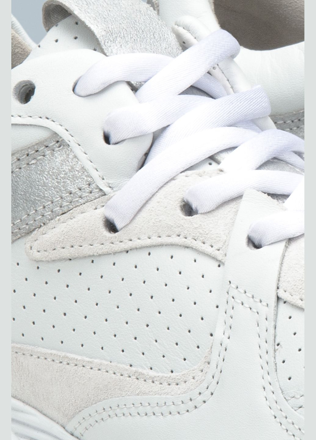 Білі осінні кросівки, колір білий Estro