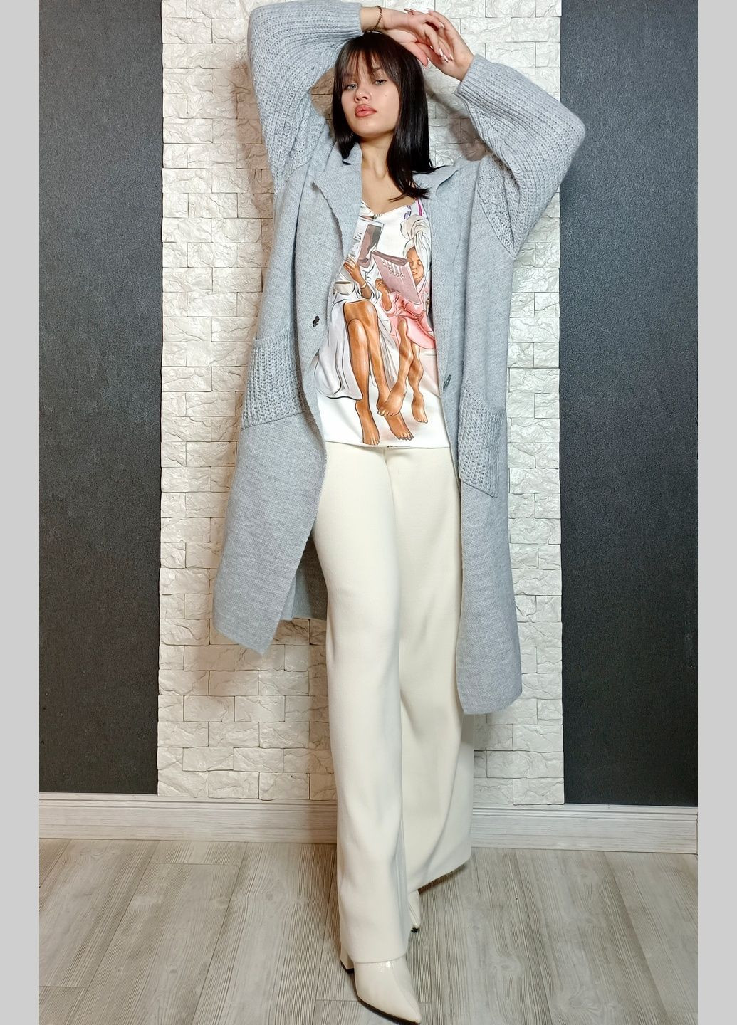 Серое демисезонное Пальто вязаное оверсайз Dins Tricot