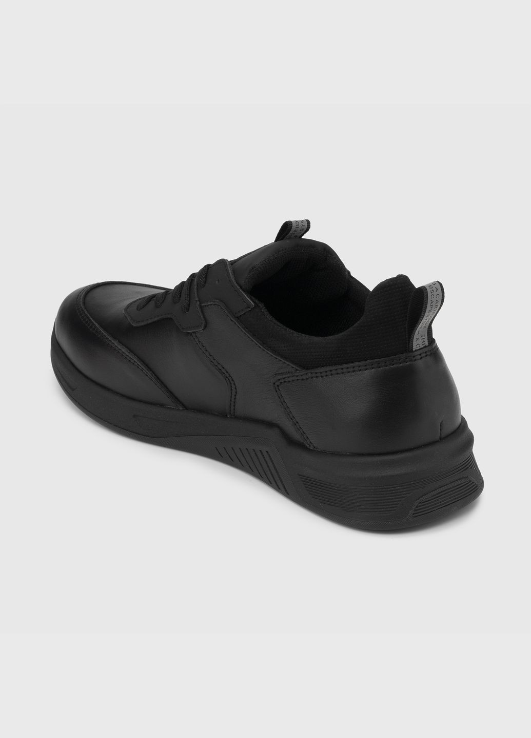 Черные кроссовки мужские 8815-783-1 Konors