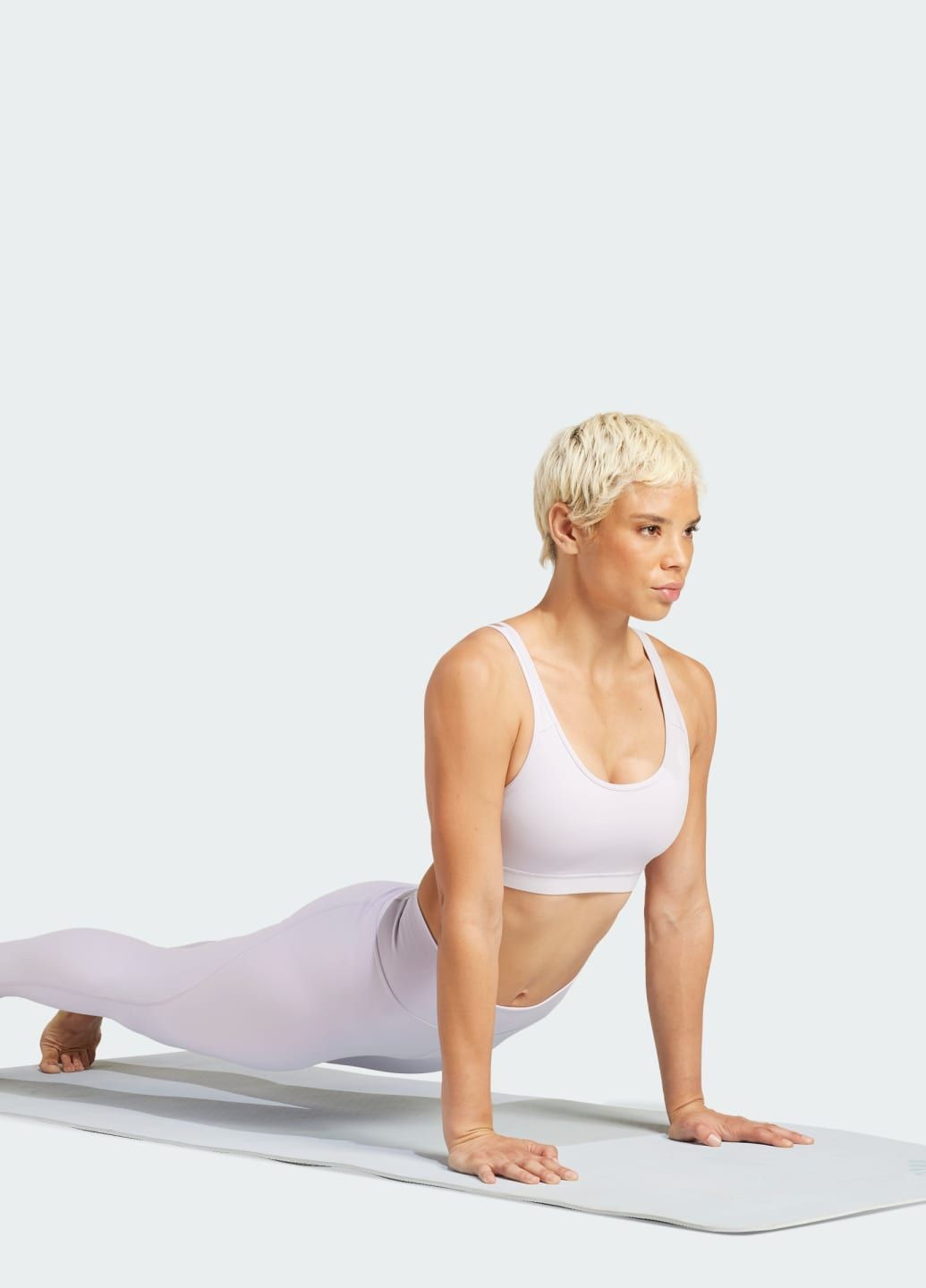 Фиолетовый спортивный бра all me essentials medium-support adidas интерлок