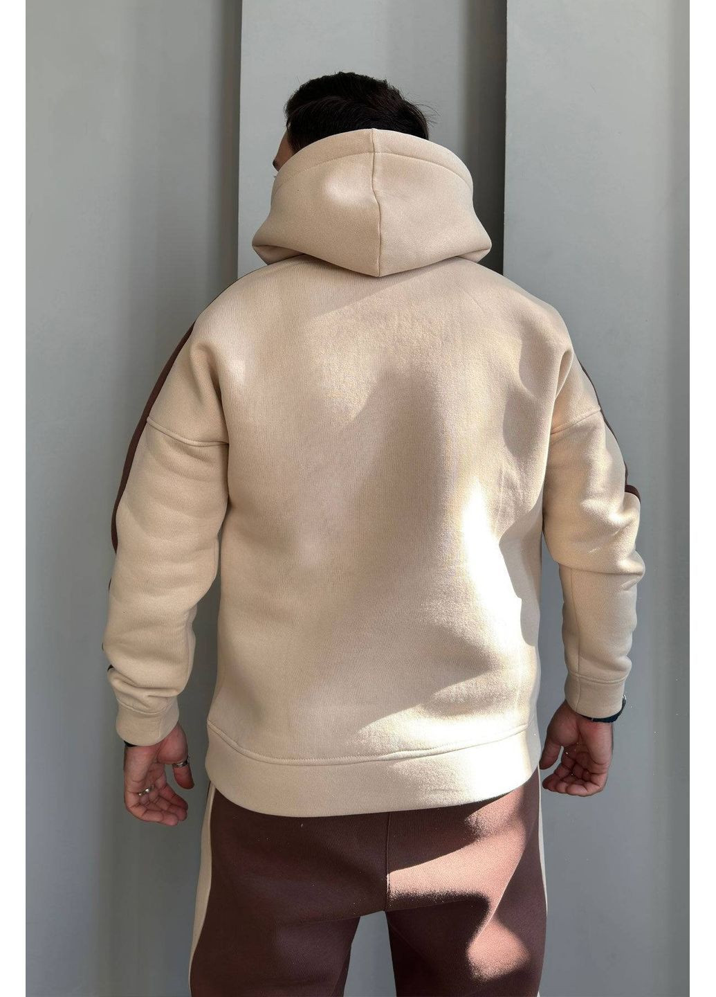 Бежевый демисезонный спортивный костюм тринитка на флисе (худые, брюки), цвет бежевый. Nenka