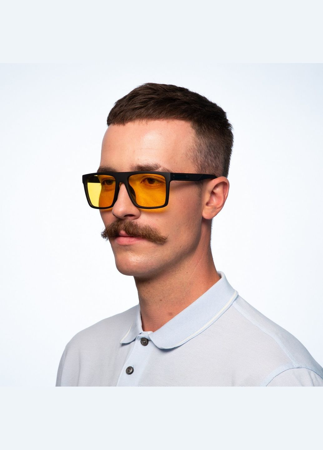 Солнцезащитные очки с поляризацией Классика мужские 111-516 LuckyLOOK 111-516m (289360243)