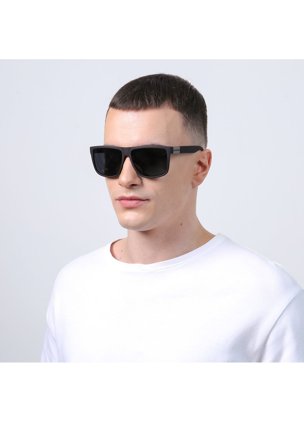 Сонцезахисні окуляри з поляризацією Фешн-класика чоловічі 733-312 LuckyLOOK 733-312М (322855518)