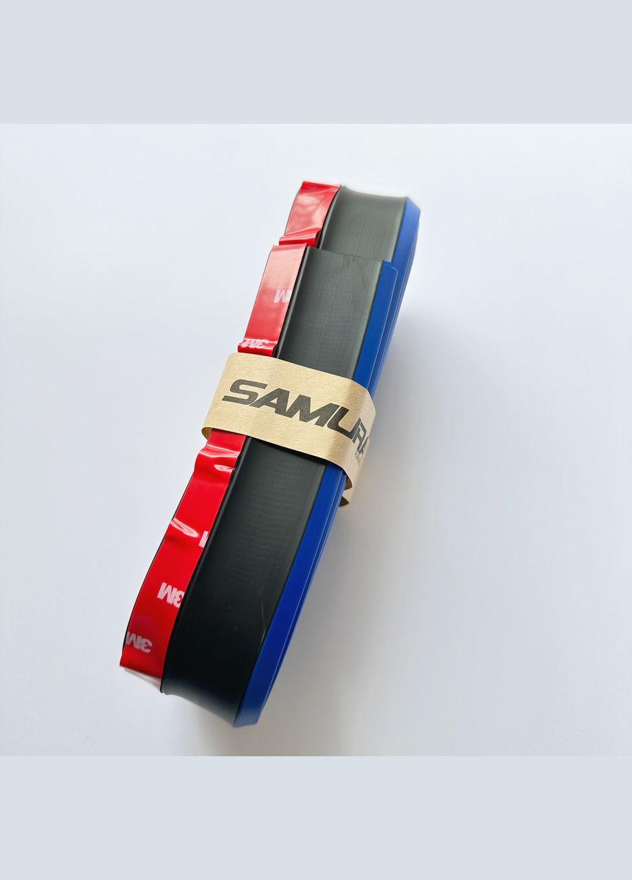 Универсальная губа бампера 2,5 м Черная с синим кантом No Brand (315717156)