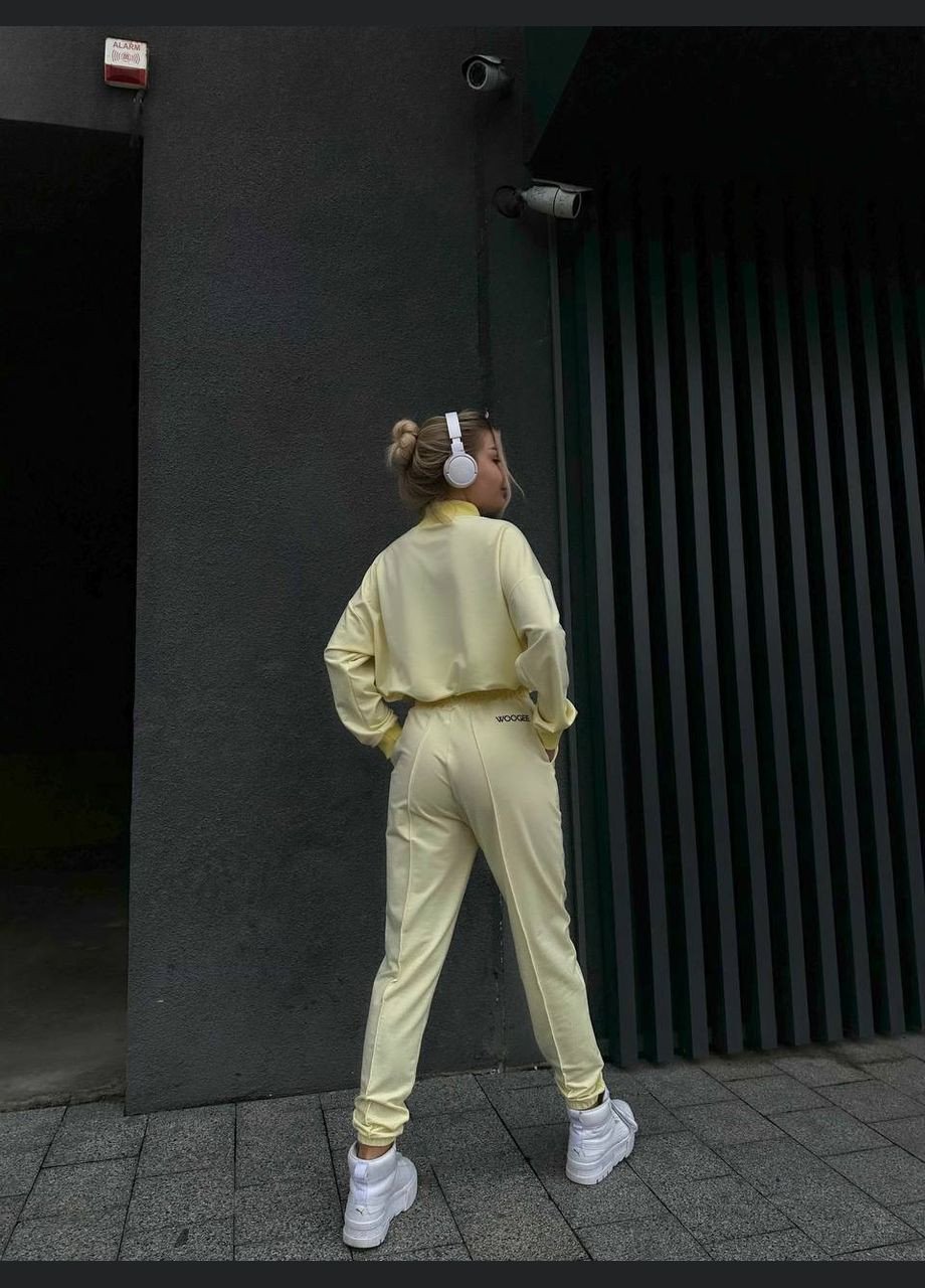 Жіночий спортивний костюм No Brand (317226802)