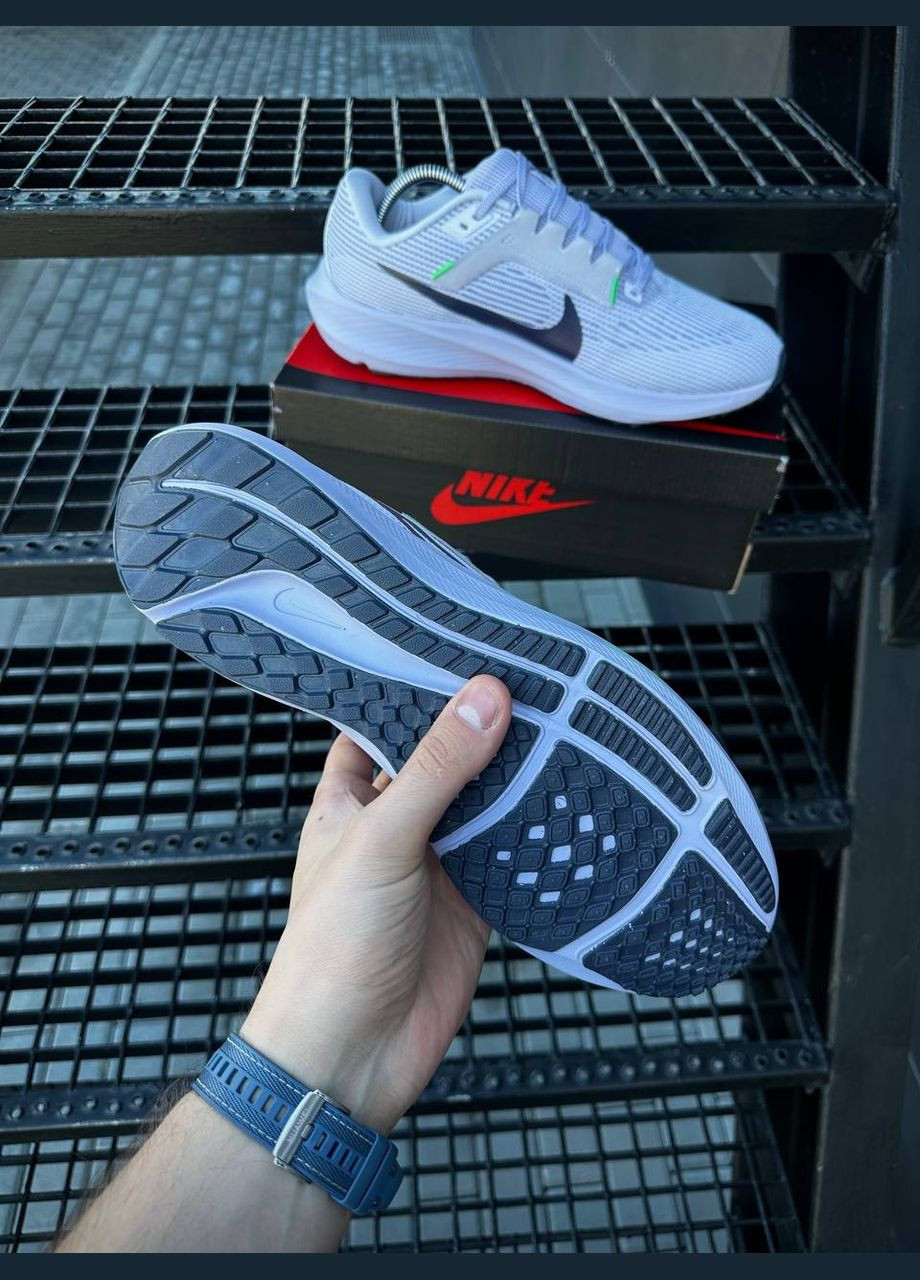 Белые всесезонные мужские кроссовки No Brand