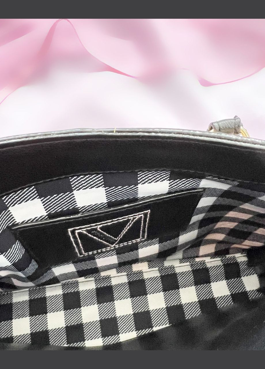 Сумка Victoria’s Secret The Victoria Structured Satche Victoria's Secret (335425638)