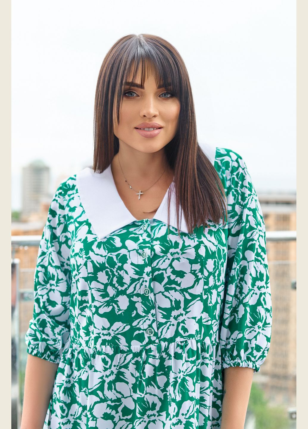 Зеленое кэжуал трендовое платье колокол No Brand с цветочным принтом