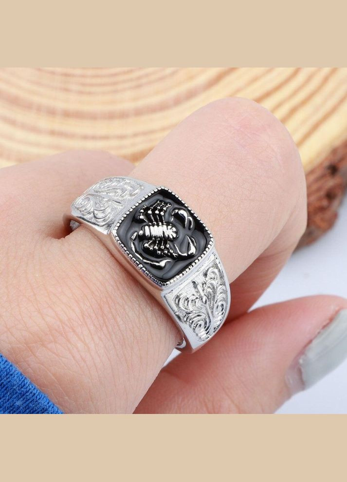Мужское кольцо в виде серебряного Скорпиона на черном фоне с узором ручной работы размер 20 Fashion Jewelry (285110655)
