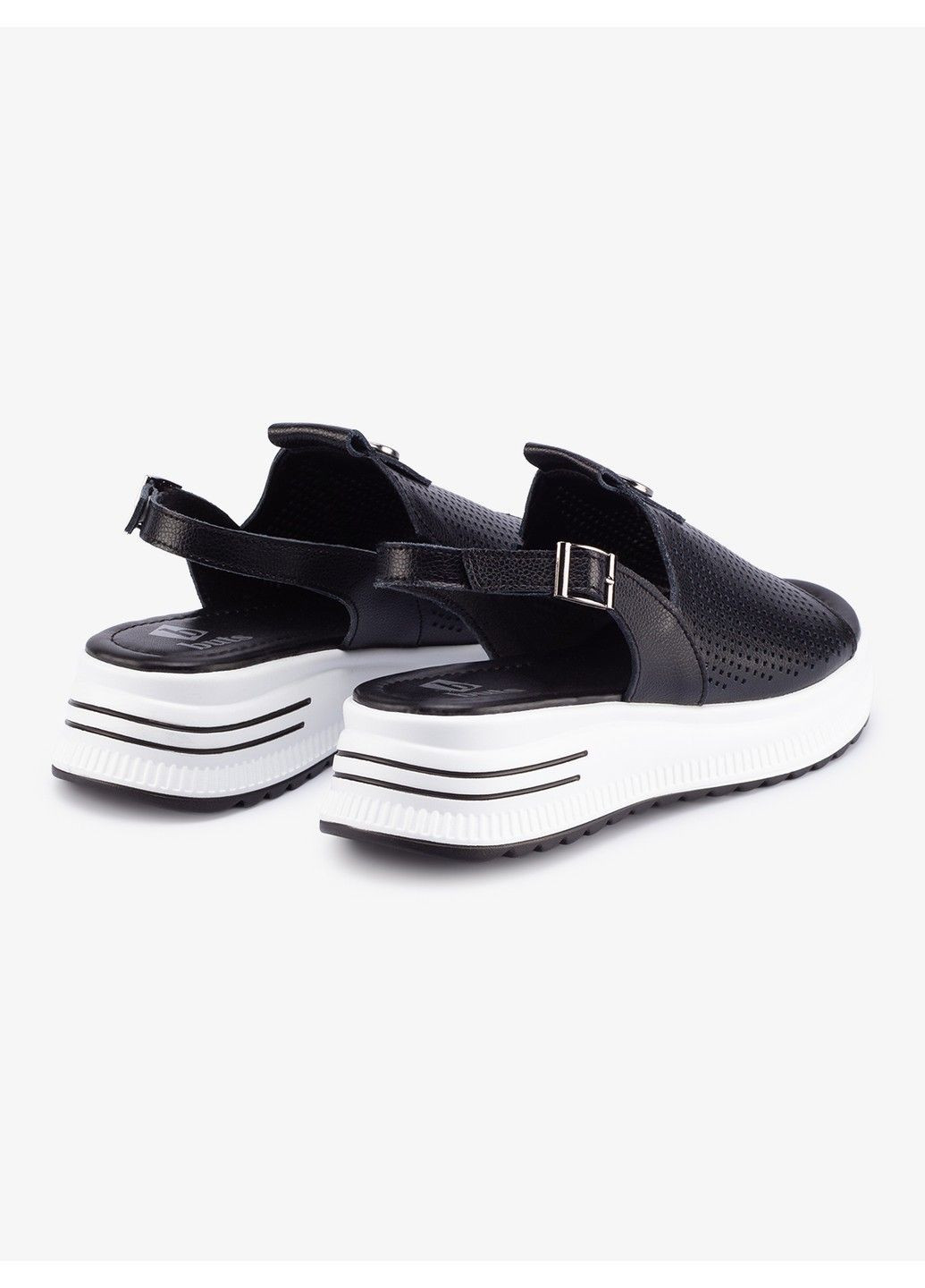 Черные женские босоножки 1101358 Buts с ремешком