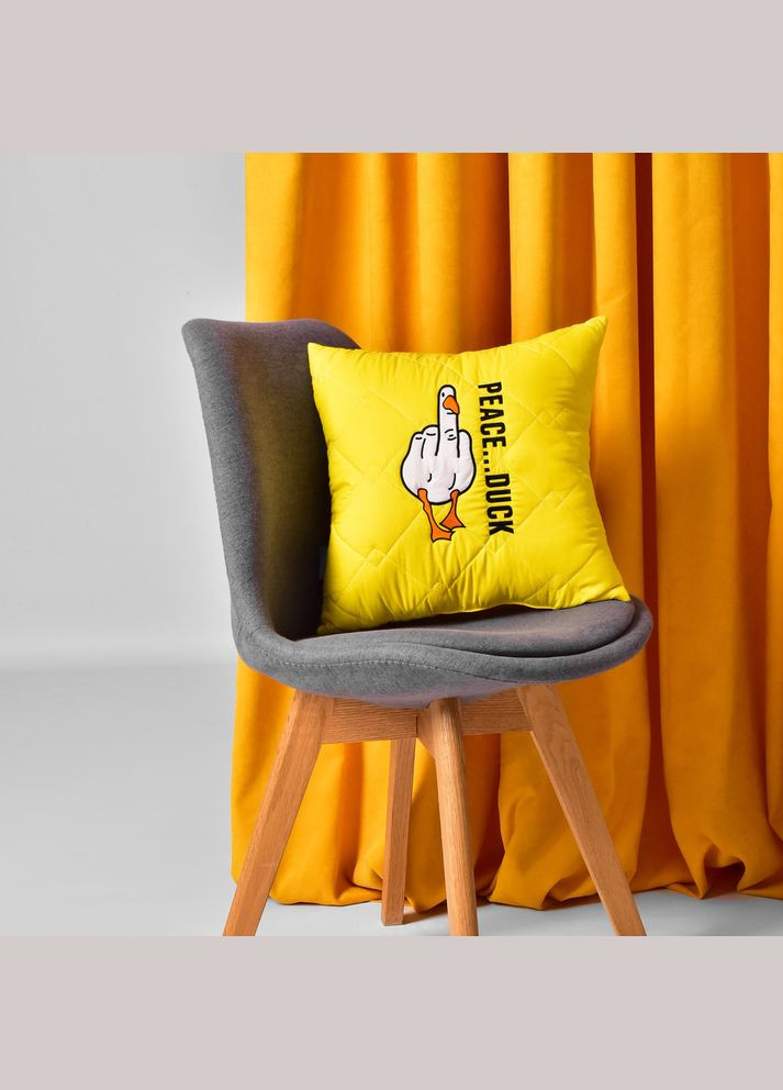 Подушка декоративна 40х40 Peace... Duck бойовий гусак з вишивкою антиалергійна жовта Гус IDEIA (334726513)