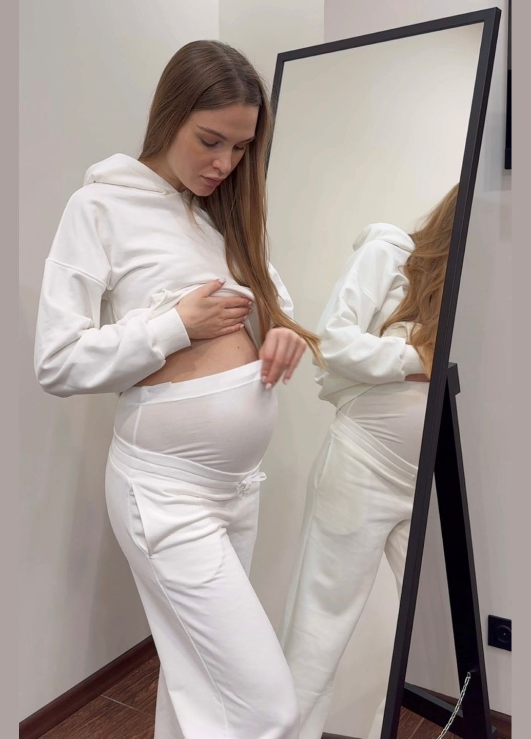 Зручний костюм для вагітних та годуючих молочний Dianora (317316397)