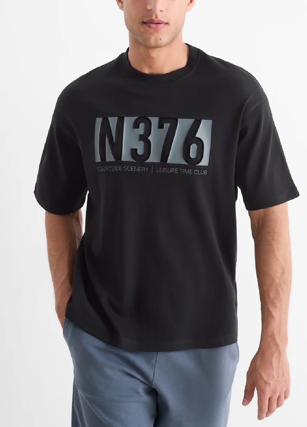 Черная футболка C&A