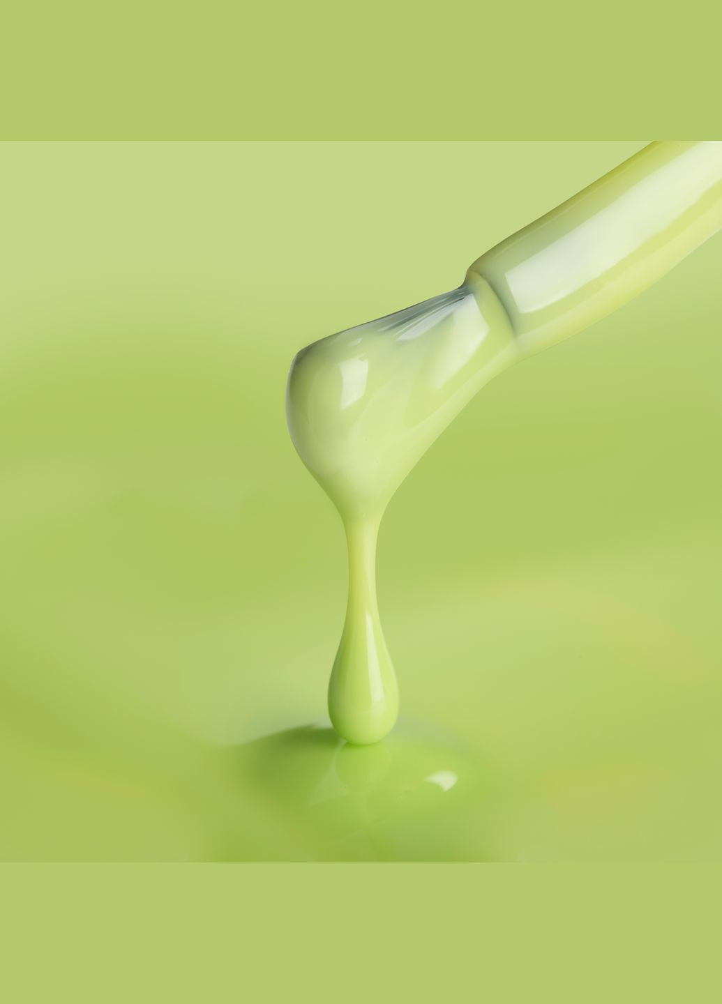 Зелена база для нігтів Kodi Color Rubber Base Gel Green Kodi Professional 7 мл (316702514)