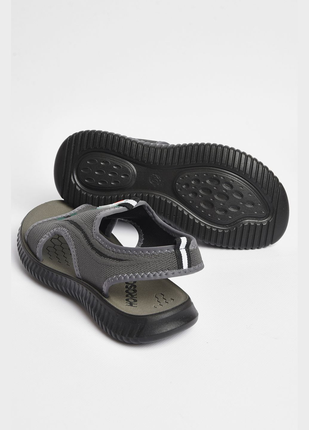 Темно-серые пляжные сандалии мужские темно-серого цвета Let's Shop