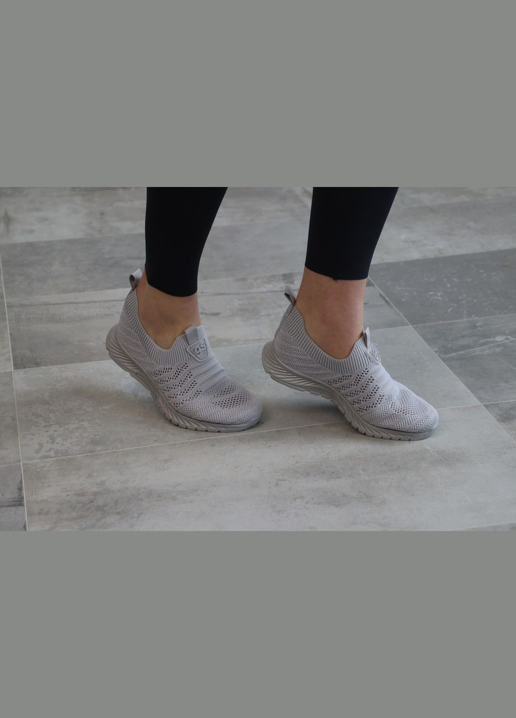 Сірі всесезонні літні жіночі кросівки, різні розміри (р. 36,, 38, 39, 40) 37, сірий No Brand