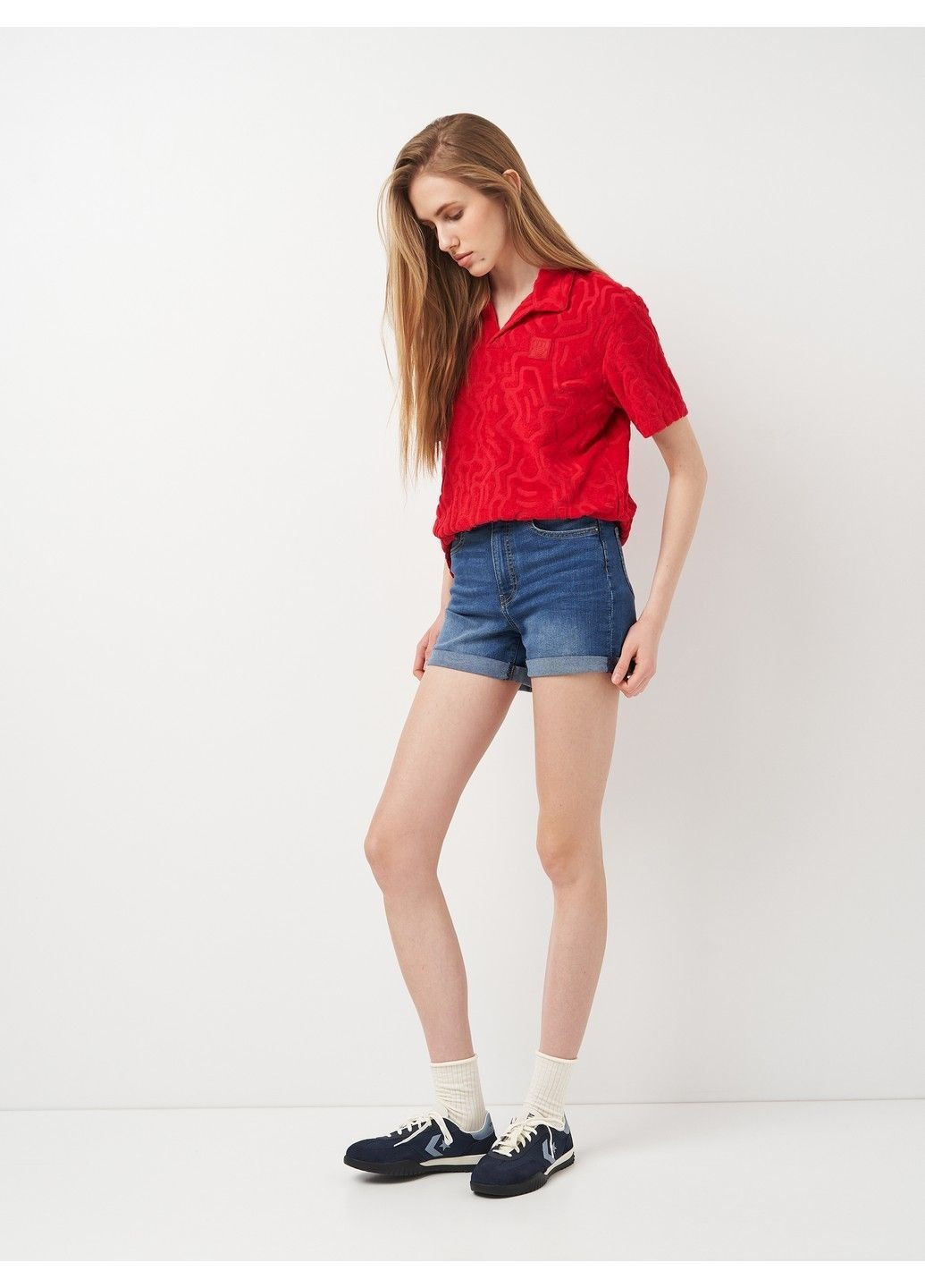 Темно-красная женская футболка-поло H&M однотонная