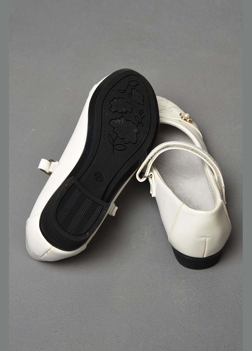 Белые туфли детские для девочки белого цвета без шнурков Let's Shop