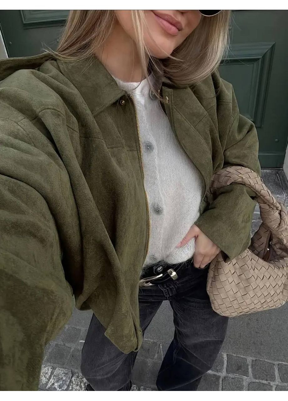 Оливкова (хакі) демісезонна жіноча куртка-бомбер No Brand