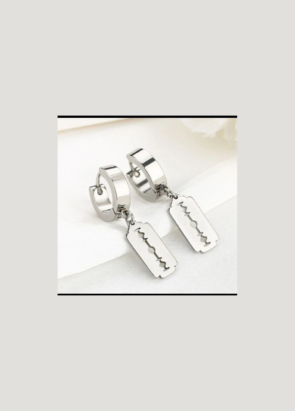 Серьги лезвия женские мужские конго серебристые унисекс висячие серьги Fashion Jewerly No Brand (322931098)