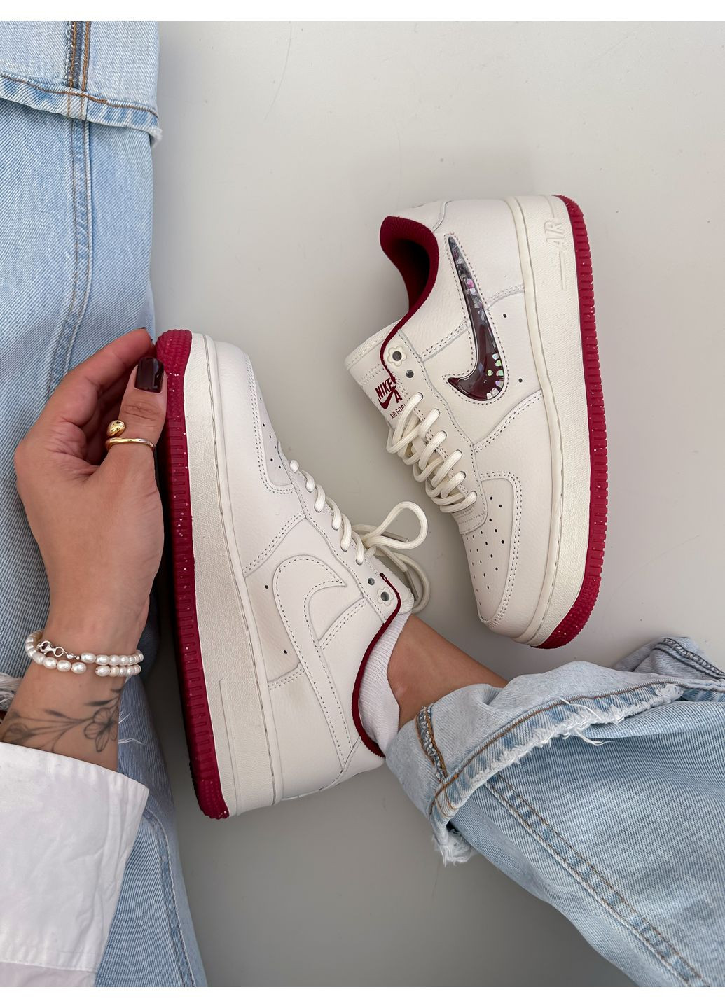 Кроссовки женские Nike Air Force 1 Low White Bordo | Найк Аир Форс 1 низкие белые No Brand белые демисезоны (350936271)