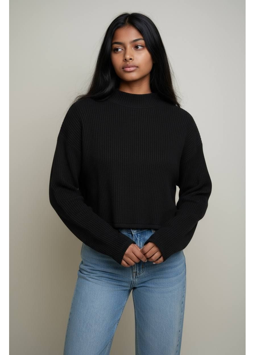 Черный лонгслив To Be Too