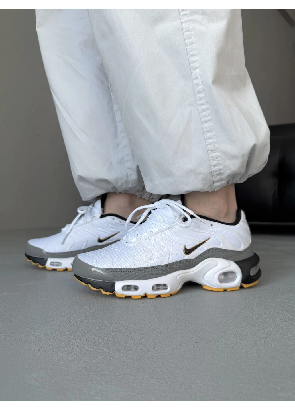 Білі літні кросівки nike air max tn white/gray/orange найк аір макс тн плюс No Brand