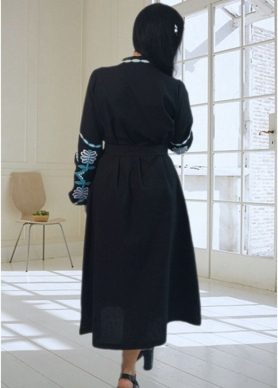 Чёрная длинное платье-вышиванка с поясом на пуговицах в стиле бохо узор орнамент хлопок (356508918)